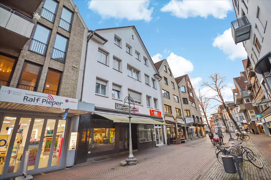 Renditeobjekt mit Gewerbe und  Wohneinheiten in Gütersloher  Innenstadt 