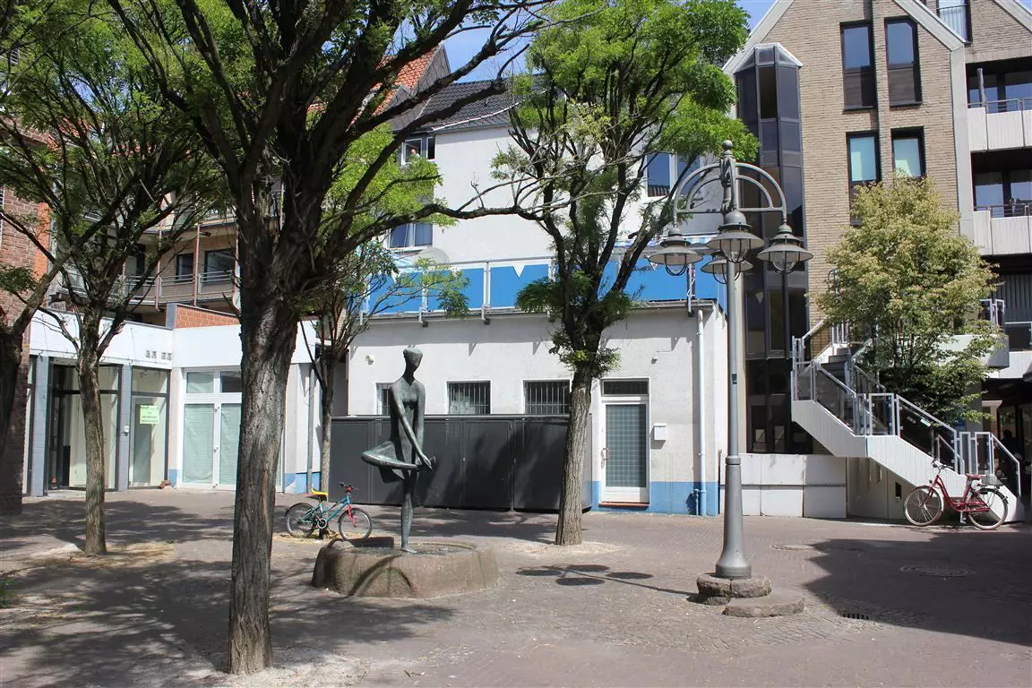 Renditeobjekt mit Gewerbe und  Wohneinheiten in Gütersloher  Innenstadt 