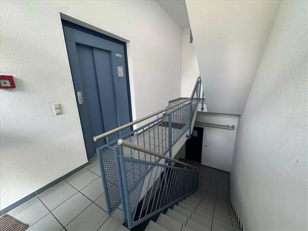 Attraktives Paket aus 5  Eigentumswohnungen mit 5  Garagenstellplätzen in Bielefeld! 