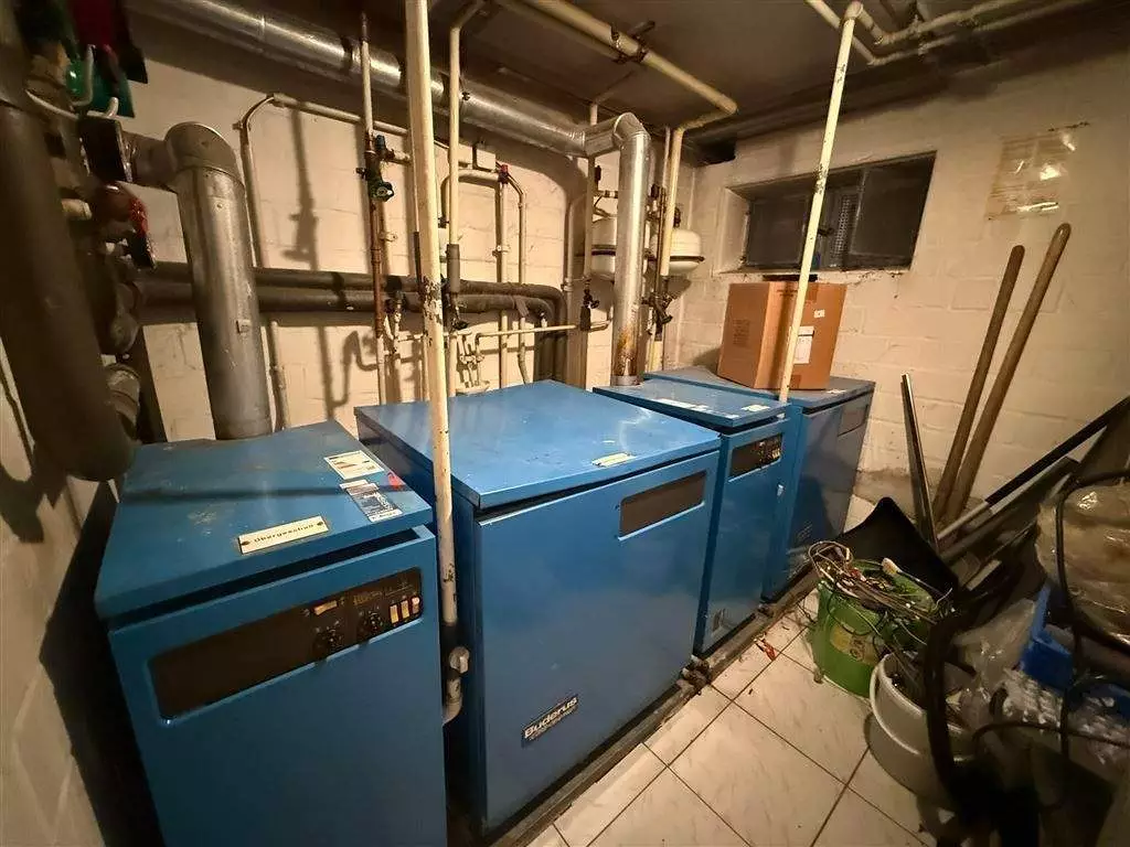 Dreifaches Wohnpotenzial:  Zweifamilienhaus mit Einliegerwohnung