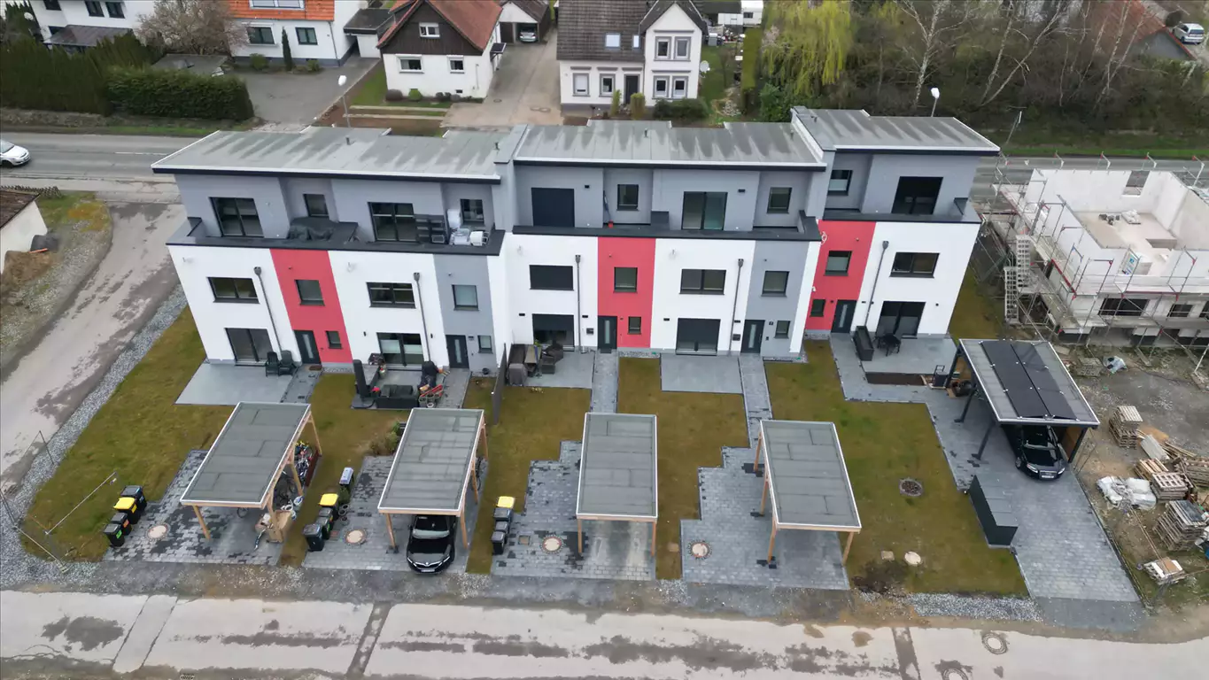 Familienfreundliches Neubau Reihenhaus mit Garten & Carport in  Top-Lage Babenhausen