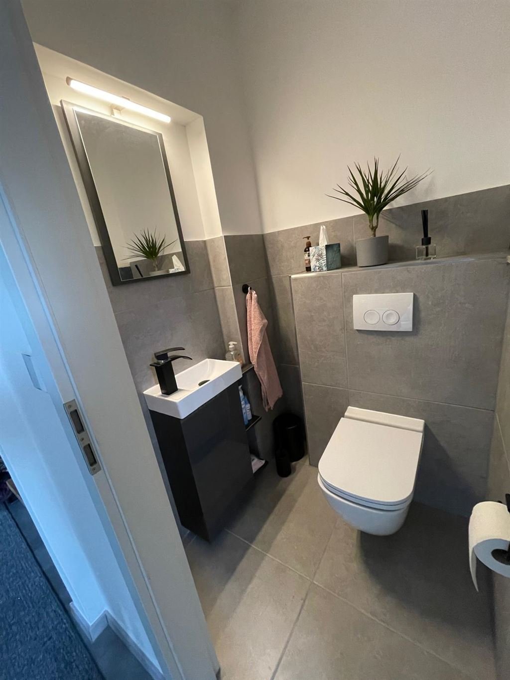  Modernes Einfamilienhaus mit Smart-Home, Wintergarten und zentraler Lage in Halle Westfalen 