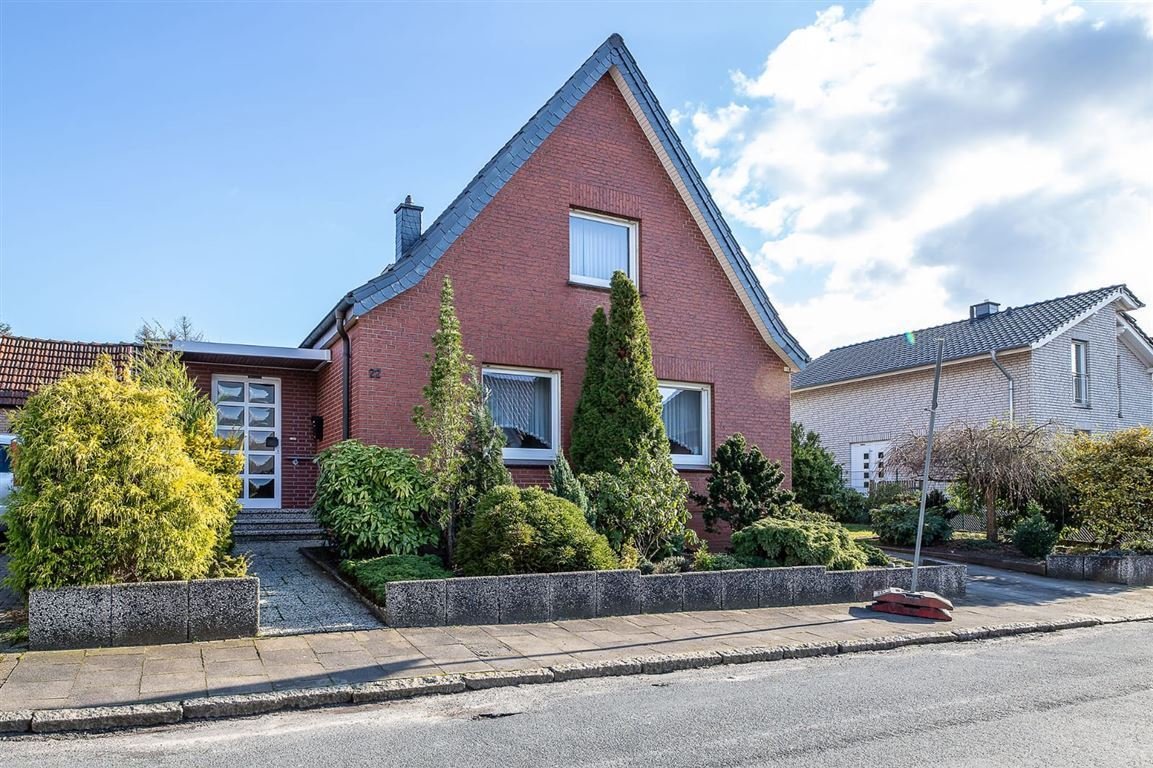 Vielseitiges Haus auf großem  Grundstück mit zahlreichen  Gestaltungsoptionen