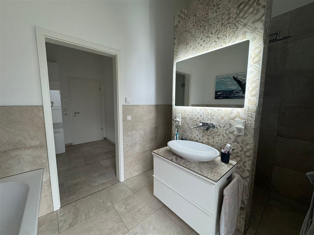 Modernes Familienidyll in Ibbenbüren:  Stilvolles Einfamilienhaus mit  hochwertiger Ausstattung und Inventar