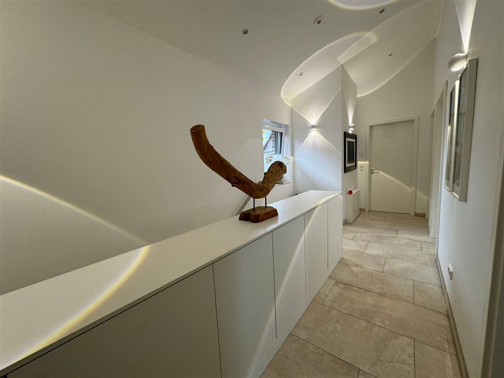 Modernes Familienidyll in Ibbenbüren:  Stilvolles Einfamilienhaus mit  hochwertiger Ausstattung und Inventar