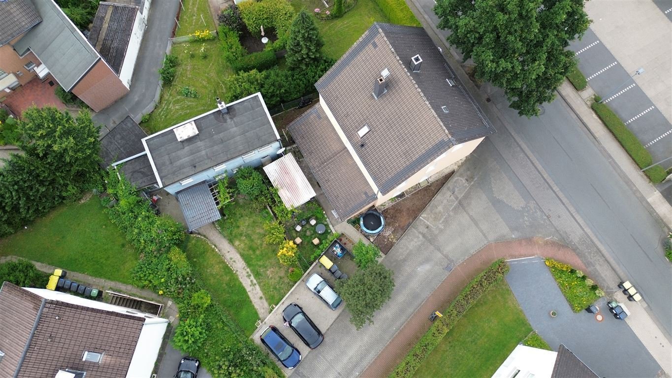 Charmantes Mehrfamilienhaus mit  Nebenhaus in Bielefeld-Gadderbaum !!