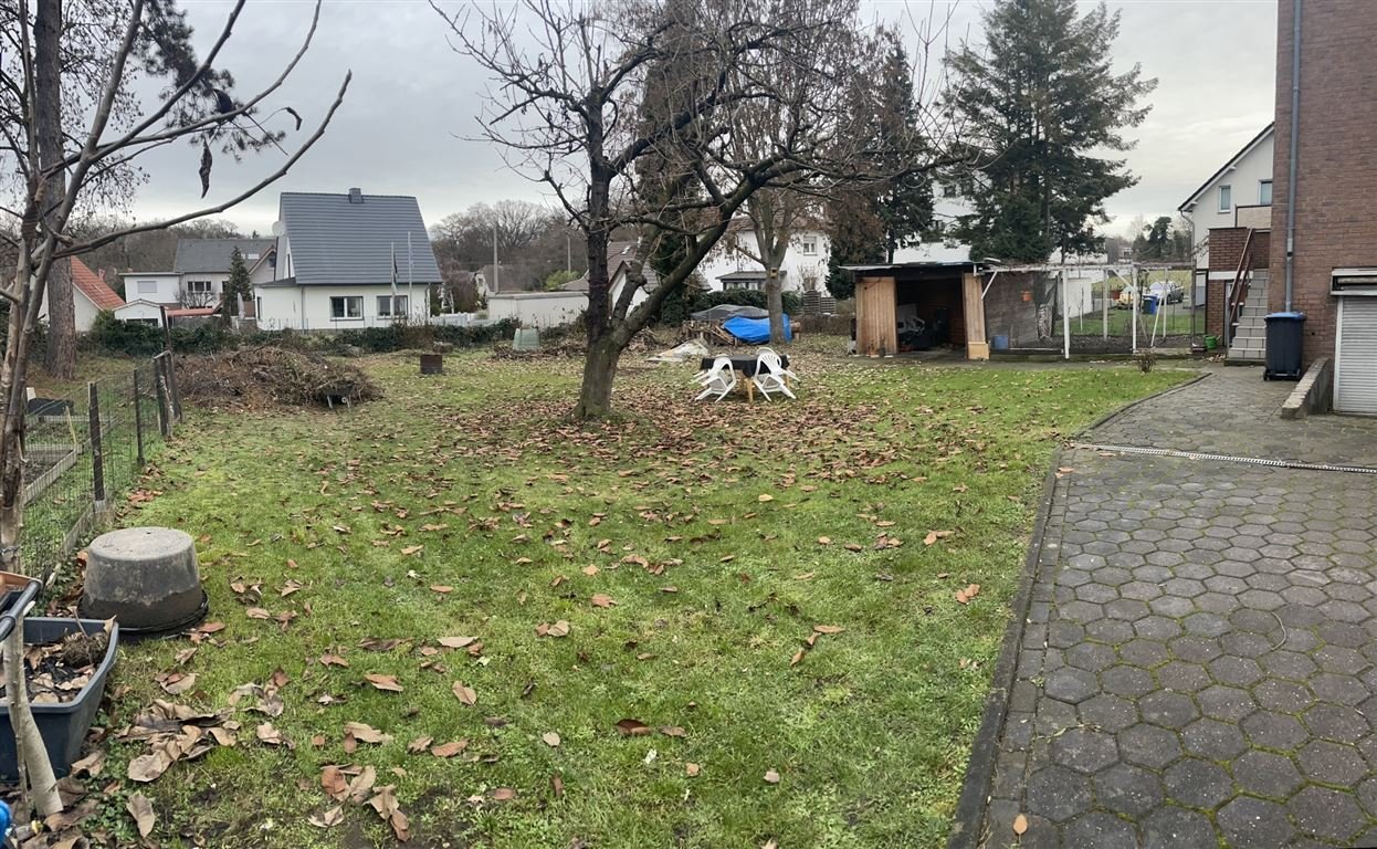 Mehrfamilienhaus mit Baugrundstück