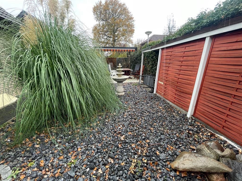 Charmantes Zweifamilienhaus  bietet Ihnen viel Platz für Ihre  Ideen. (Häger)