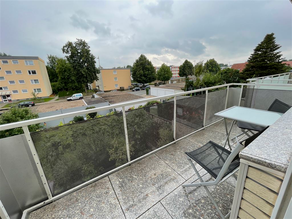 Reiheneckhaus in Bielefeld Schildesche  mit Garten & Garage 