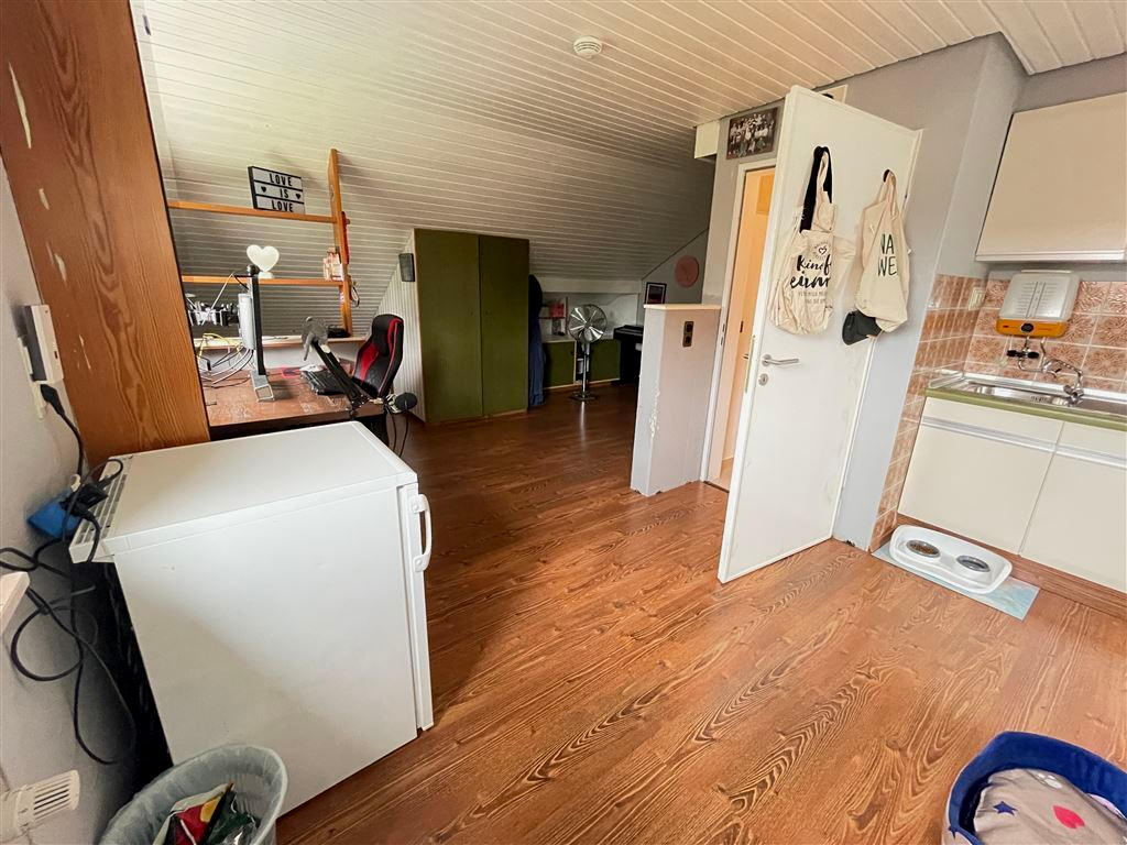 Reiheneckhaus in Bielefeld Schildesche  mit Garten & Garage 