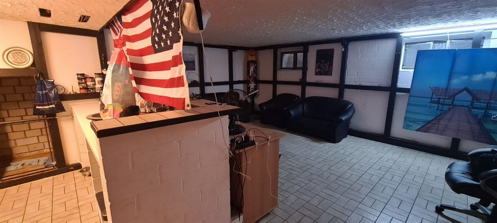 Charmantes Einfamilienhaus mit  Einliegerwohnung und Baugrundstück  mit viel Platz für Ihre Ideen. 