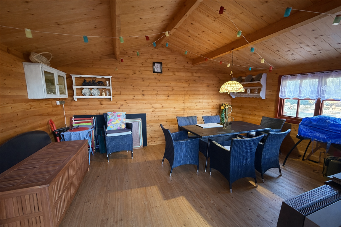 Einfamilienhaus mit großem  Grundstück, zwei Garagen und  vielseitigem Platzangebot in Hörstel Riesenbeck