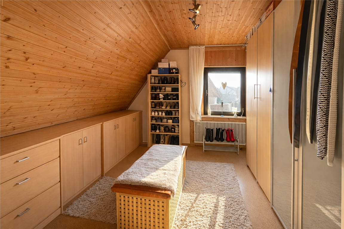 Einfamilienhaus mit großem  Grundstück, zwei Garagen und  vielseitigem Platzangebot in Hörstel Riesenbeck