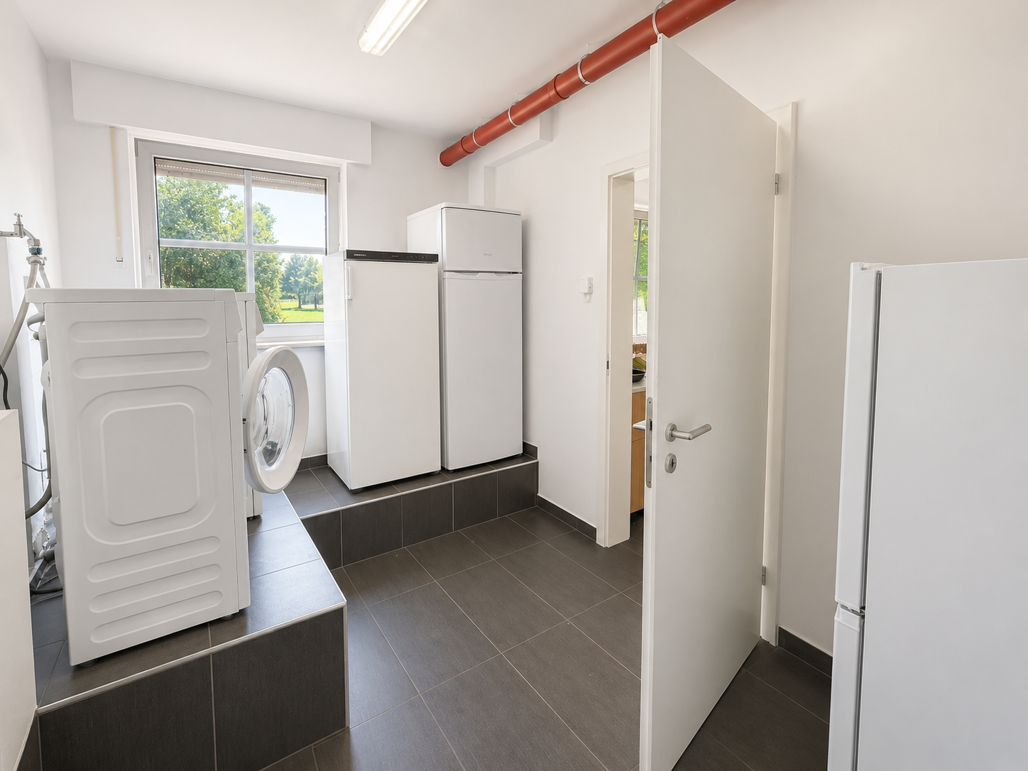 Großzügiges Einfamilienhaus mit 8 Zimmern, Photovoltaikanlage und weitläufigem Grundstück in Langenberg