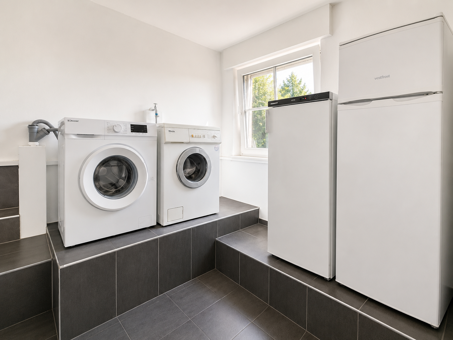 Großzügiges Einfamilienhaus mit 8 Zimmern, Photovoltaikanlage und weitläufigem Grundstück in Langenberg