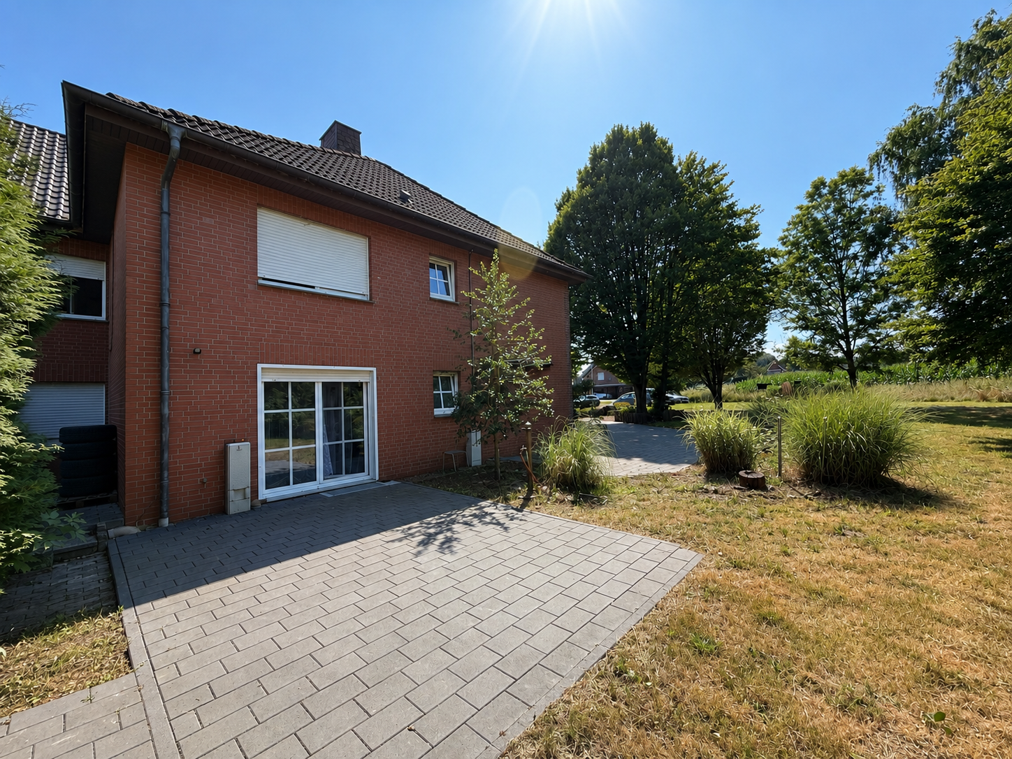 Großzügiges Einfamilienhaus mit 8 Zimmern, Photovoltaikanlage und weitläufigem Grundstück in Langenberg