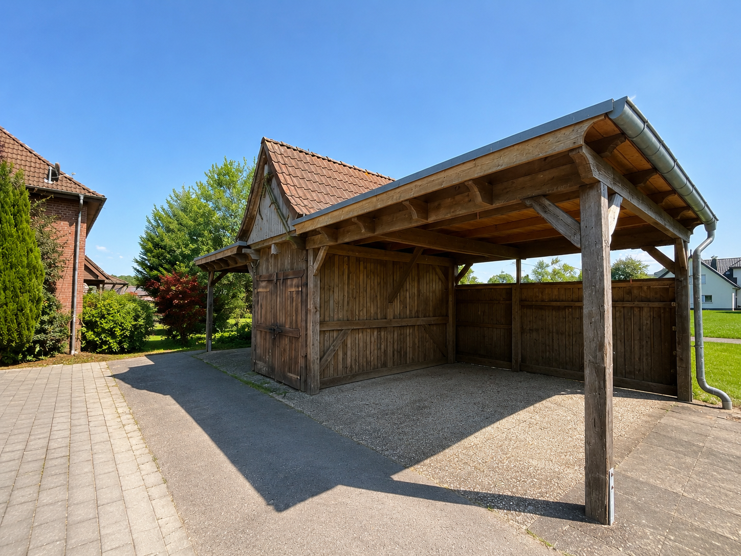 Großzügiges Einfamilienhaus mit 8 Zimmern, Photovoltaikanlage und weitläufigem Grundstück in Langenberg