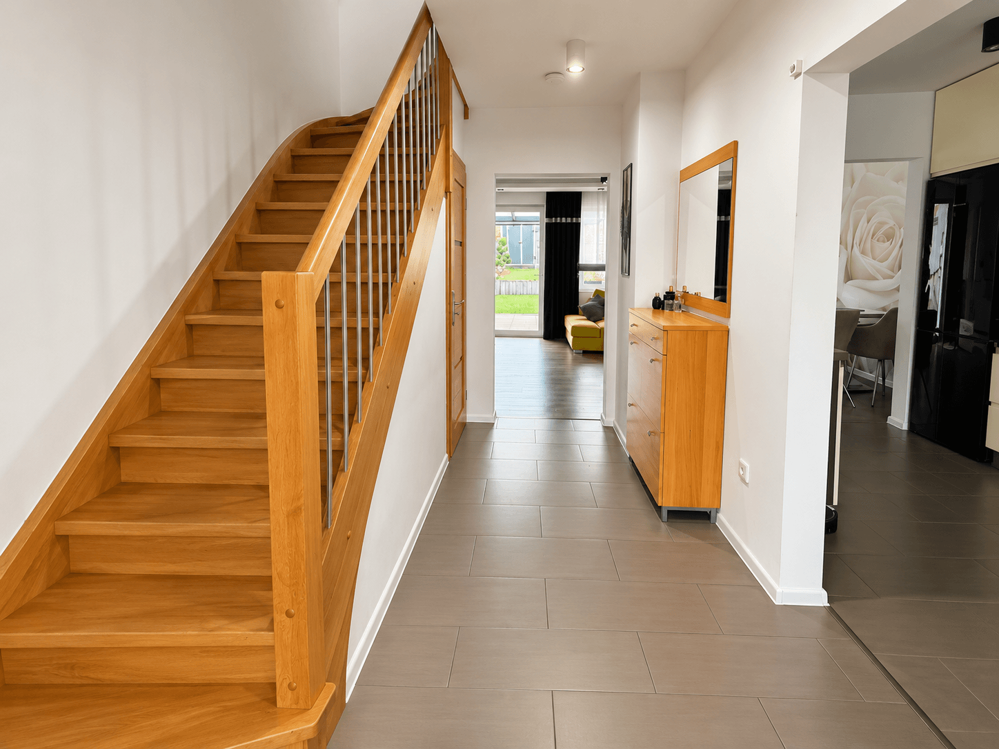 Modernisiertes Reihenmittelhaus mit zusätzlichem Raumangebot 
